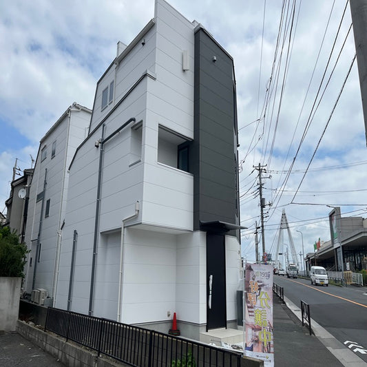 Newly Built Single-Family Home 2LDK+S in Tokyo: Investment Property for use in Lodging Business